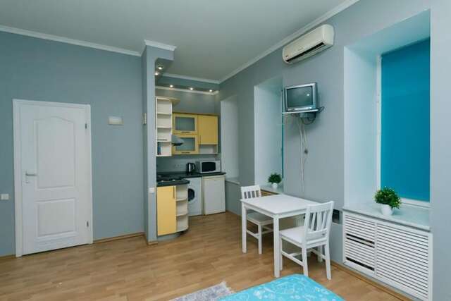 Апартаменты Hotrent Sity Studio Киев-21